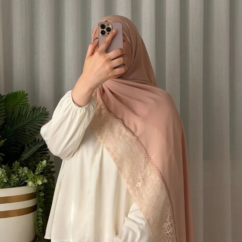 Dusty rose scarf with nude lace and strass